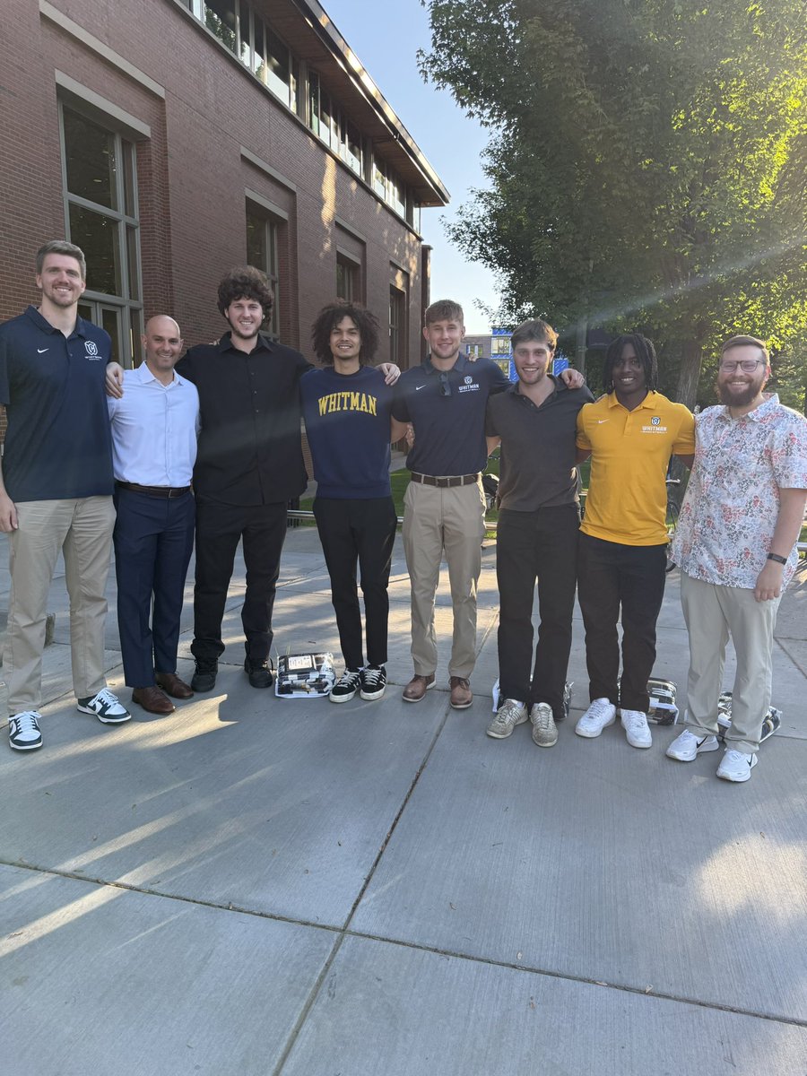 Had a wonderful time celebrating our seniors last night at the Whitman College Athletics Annual Senior Banquet! So proud of these young men! #GoBlues

P.S. we couldn’t find our other senior, Alex!