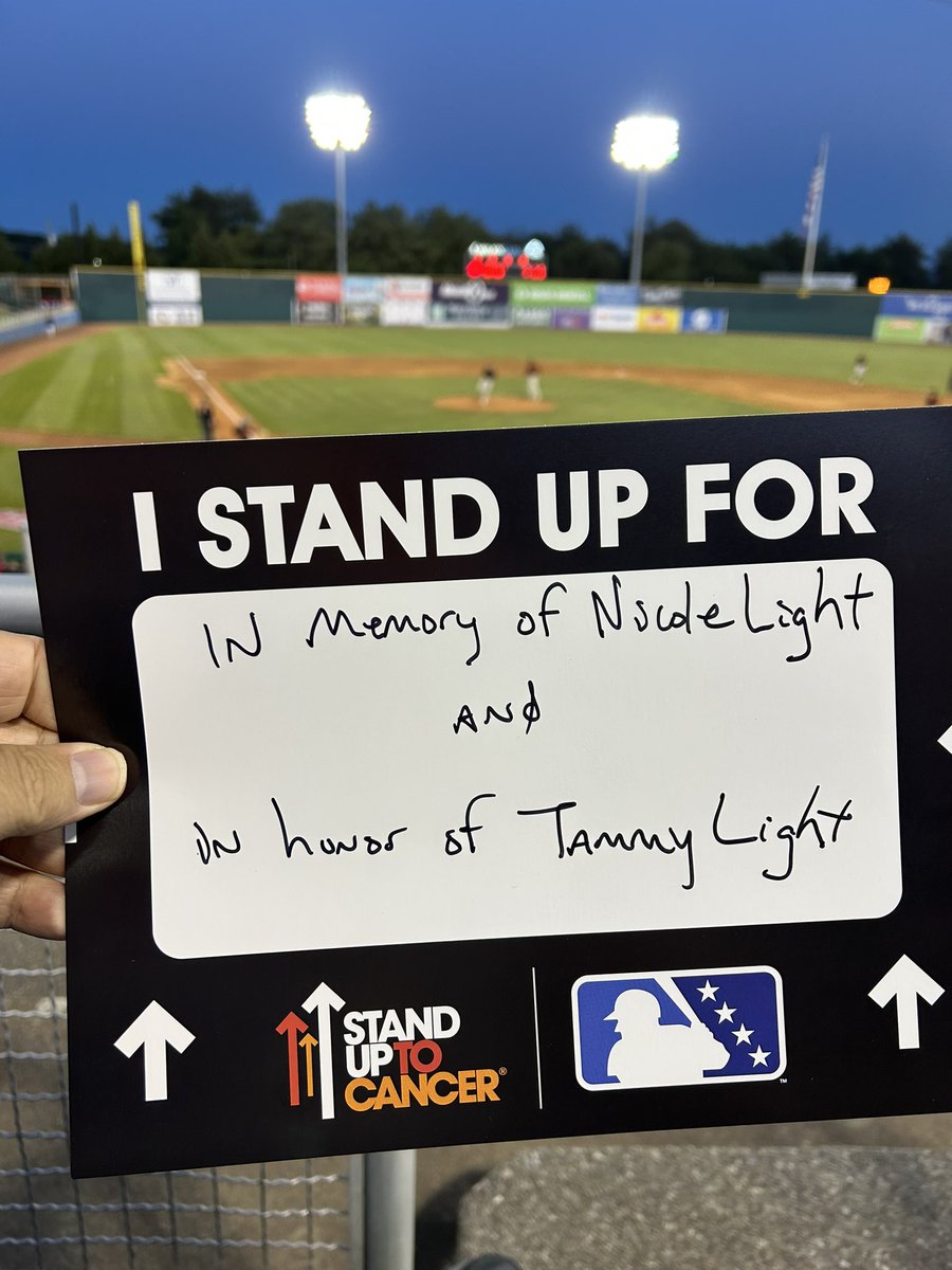 LightninTramp's tweet photo. Lost my first wife to brain cancer. Thankful to still have my second wife after uterine cancer. @salemredsox #Sec205 #CancerSucks https://t.co/lDJUtxxR8Z