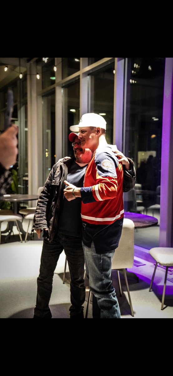 Makin new friends in Canada with my man🔥 <a href="/davefenley/">Dave Fenley</a>