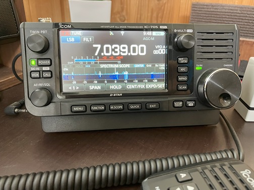 こんにちは😀
QRP記念局８J9VLPが出てますね。
みなさん強くてQRPでは勝てません😅