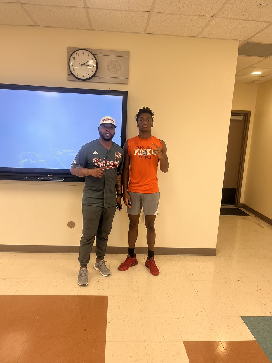 Rodarion “RJ” Jones (@rjfrmdao1) on Twitter photo Appreciate <a href="/CoachWilliams_7/">Addison Williams</a> comin to check me out this spring 👀. Senior szn loading . <a href="/MichaelTunsil/">Michael Tunsil</a> <a href="/Coacheugene4/">Coach Eugene</a> <a href="/coachstubbs95/">Coach Stubbs</a> <a href="/Coach_Coleman1/">Coach Coleman</a> Appreciate <a href="/CoachWilliams_7/">Addison Williams</a> comin to check me out this spring 👀. Senior szn loading . <a href="/MichaelTunsil/">Michael Tunsil</a> <a href="/Coacheugene4/">Coach Eugene</a> <a href="/coachstubbs95/">Coach Stubbs</a> <a href="/Coach_Coleman1/">Coach Coleman</a>