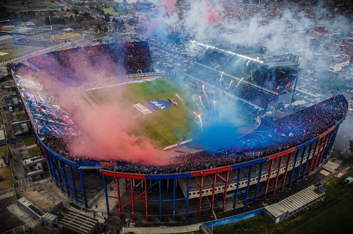 Como siempre San Lorenzo contra todos !! Nosotros concentrados en el domingo 

Siempre te voy a seguir
Donde vayas a jugar
Dejando mi corazón
Alentando hasta el final 
#SanLorenzo #ManijaAzulgrana