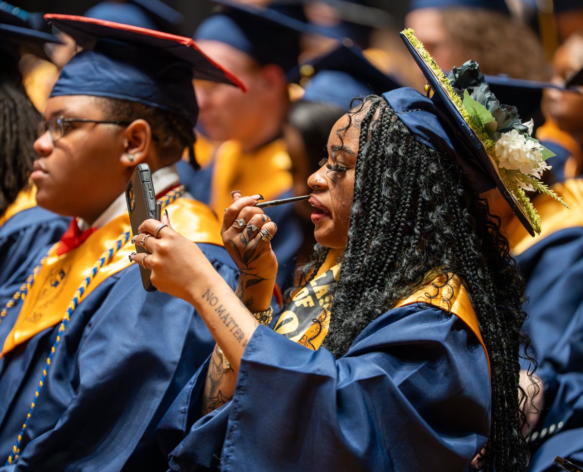 JCPS (@jcpsky) on Twitter photo 🎉 You’ve got a story worth celebrating. Congrats, <a href="/ShawneeAcademy/">The Academy @ Shawnee</a> grads! #WeAreJCPS #JCPSgrad25 🎉 You’ve got a story worth celebrating. Congrats, <a href="/ShawneeAcademy/">The Academy @ Shawnee</a> grads! #WeAreJCPS #JCPSgrad25