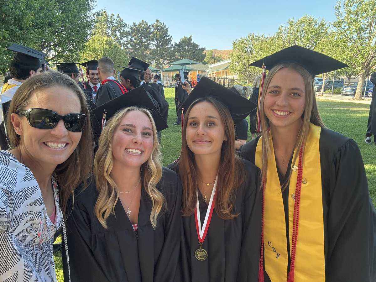 Congrats to our graduating seniors!
<a href="/Athletics_GBHS/">Grace_Athletics_Simi</a>