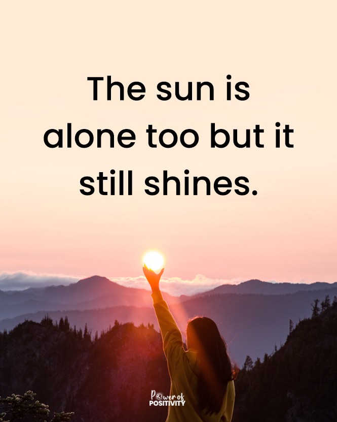 LIVEpositivity's tweet photo. 3 things to keep private: Your love life. Your income. Your next move. 🌞✨ https://t.co/qcxsN8ewnQ