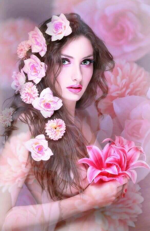 julyqueen650's tweet image. Nice collection of different poets in one page
Good morning friends
Happy Saturday
the most busy day in my
boutique, as have
to deliver orders
#GoodMorning
@sitaravirgo
@fahimabbas81
@khuram_sahi
@SyedAzhar30
@mk4057
💎🌹💎🌹💎