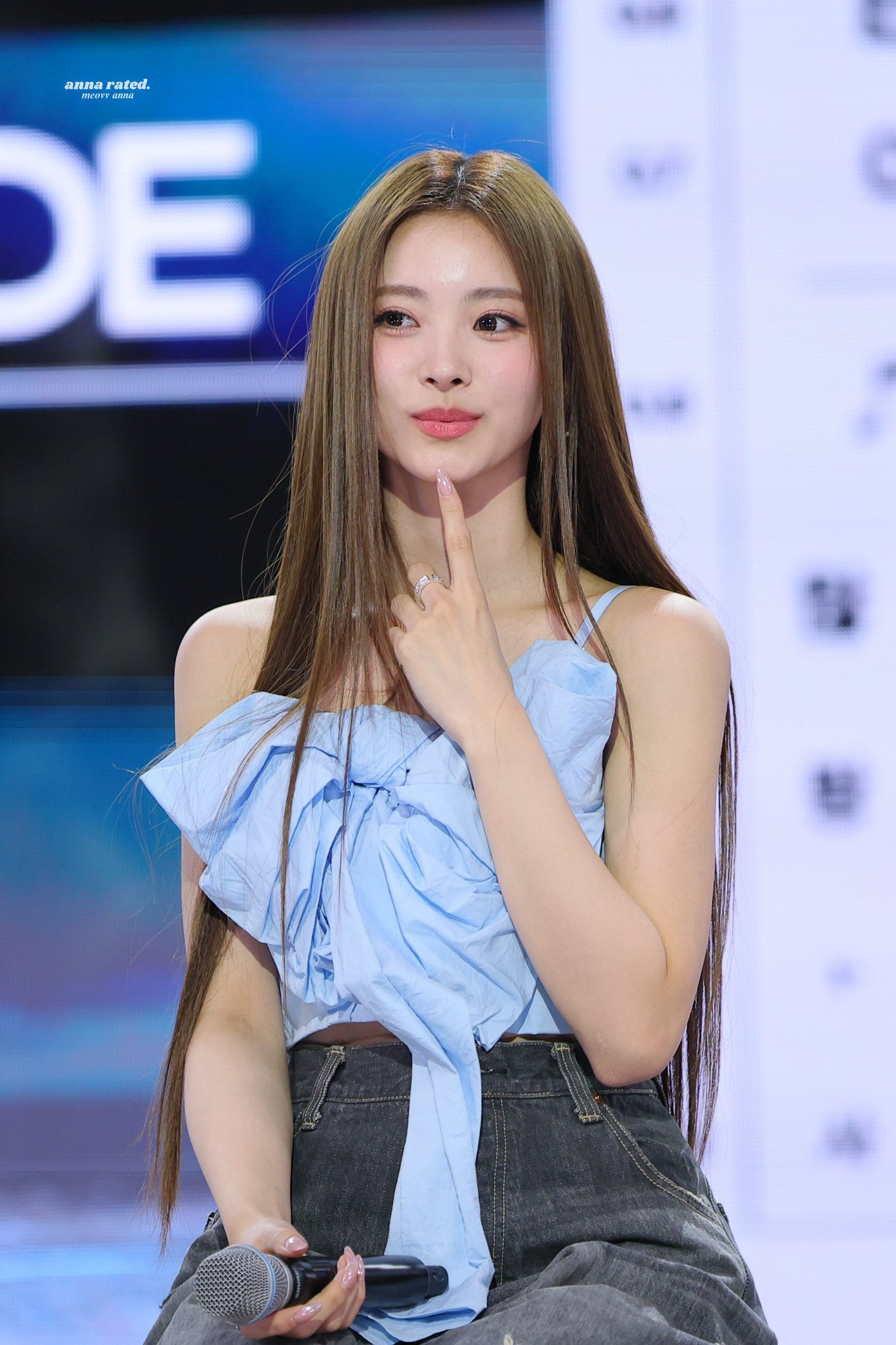 SEVENTEEN 田中杏奈 出演号 21冊 MEOVV ANNA 안나 必読 SEVENTEEN 田中杏奈 出演号 21冊 MEOVV ANNA 안나 必読（アンナ