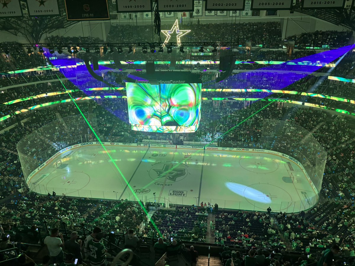EdmontonJack's tweet photo. If you missed our chat with Troy Stecher after the first period, well, sorry for your luck. https://t.co/zh4M9NbNIV