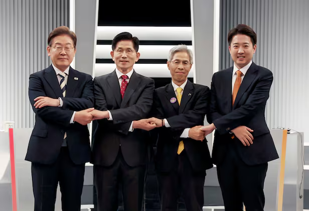 昨晩の主要候補者4人による討論会では、李在明氏が最も精彩を欠いていた。
深く準備しないまま「中道保守」と突然の宣言をしたことが関係しているのか、政策面でのエッジが全くなく、金文洙・李俊錫両氏による捨て身の攻撃に守勢一辺倒だった。