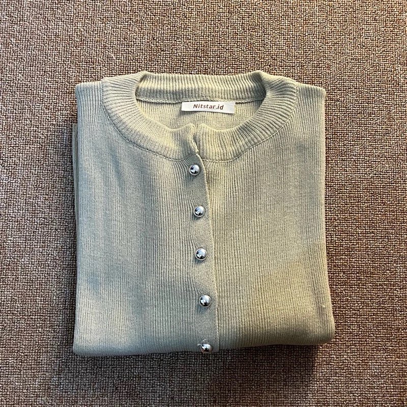 thisisapril_ tweet media