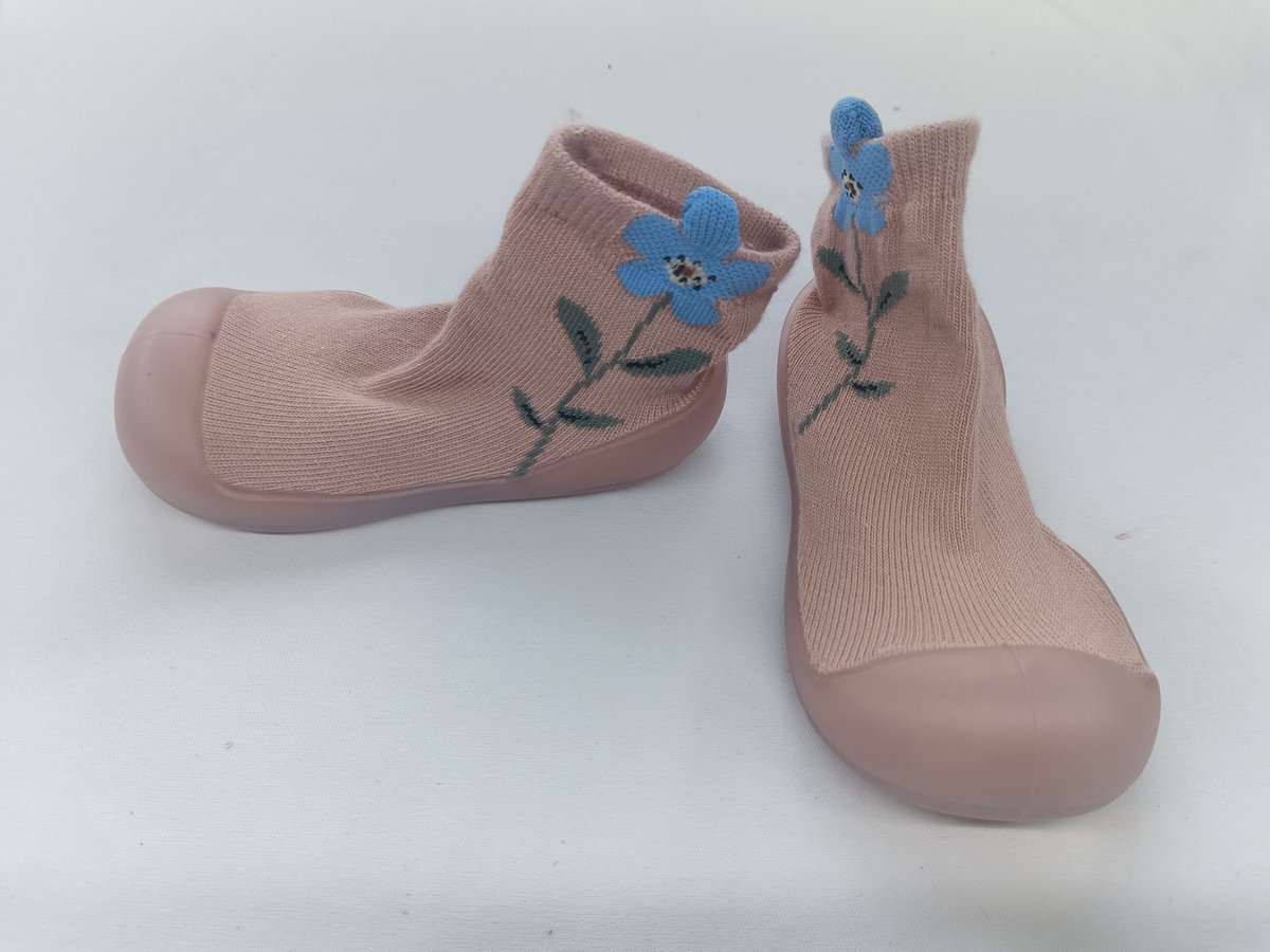 Kids socks shoe on sale  #fishnets #adidas #Newbalance #fishnettights #nike #happysocks #disney #marvel #spyder #outdoor