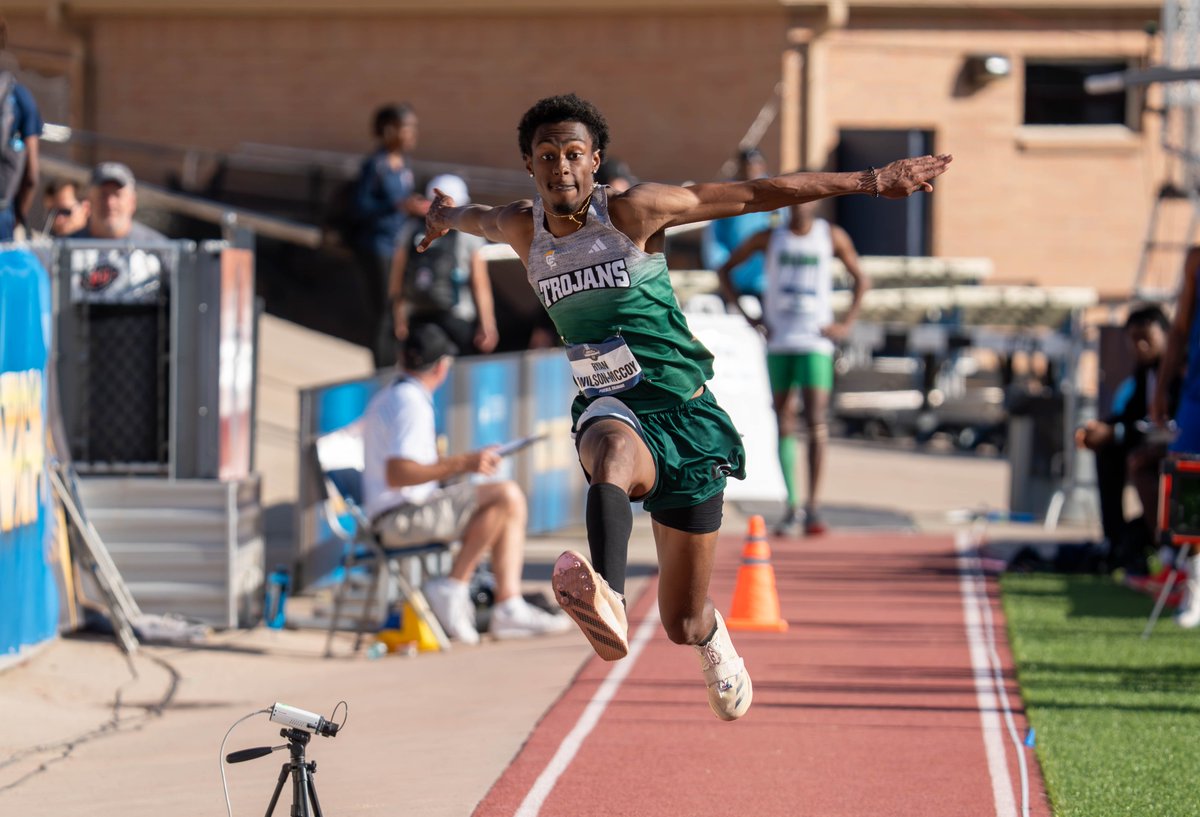 𝑺𝑪𝑯𝑶𝑶𝑳 𝑹𝑬𝑪𝑶𝑹𝑫 😤

Sophomore Ryan Wilson-McCoy delivers a program record leap of 15.45 meters in the triple jump at the NCAA Division II National Championships!

Wilson-McCoy places 16th overall in the event

<a href="/UMOXCTF/">UMO XCTF</a>