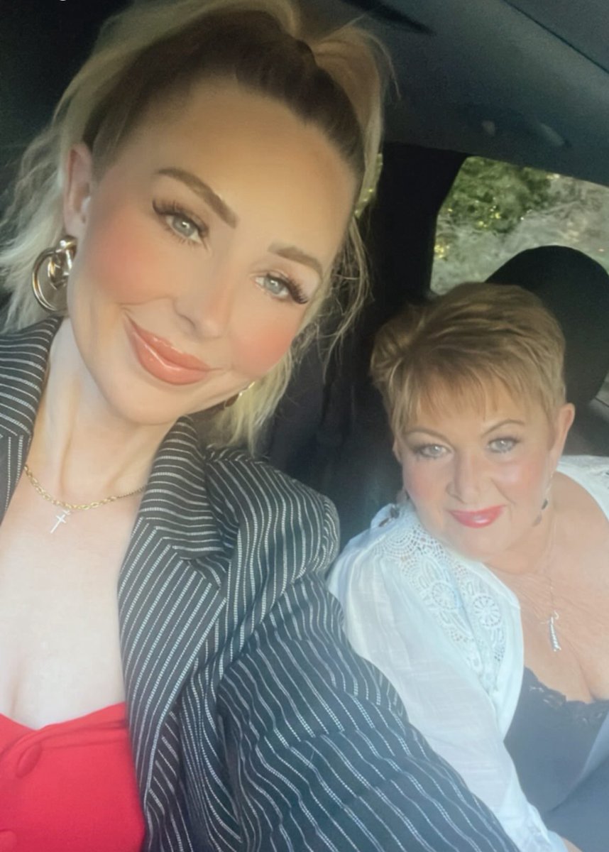 Mom in town for my birthday weekend ❤️