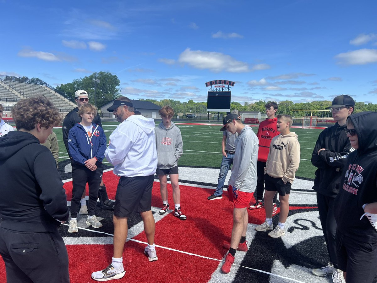 Verrado Viper Football (@verrado_vipers) on Twitter photo Huge thanks to @Enz_Greg & Rocori Football for the invite! We loved introducing the “44 Shoot” system. <a href="/Davis44Shoot/">Brett Davis</a> & <a href="/CoachU_/">Maurice Upshaw Jr</a> had a blast working with your awesome staff & players. Best of luck this season—go make it a great one! #44Shoot #Football #Teamwork #Coaching Huge thanks to @Enz_Greg & Rocori Football for the invite! We loved introducing the “44 Shoot” system. <a href="/Davis44Shoot/">Brett Davis</a> & <a href="/CoachU_/">Maurice Upshaw Jr</a> had a blast working with your awesome staff & players. Best of luck this season—go make it a great one! #44Shoot #Football #Teamwork #Coaching