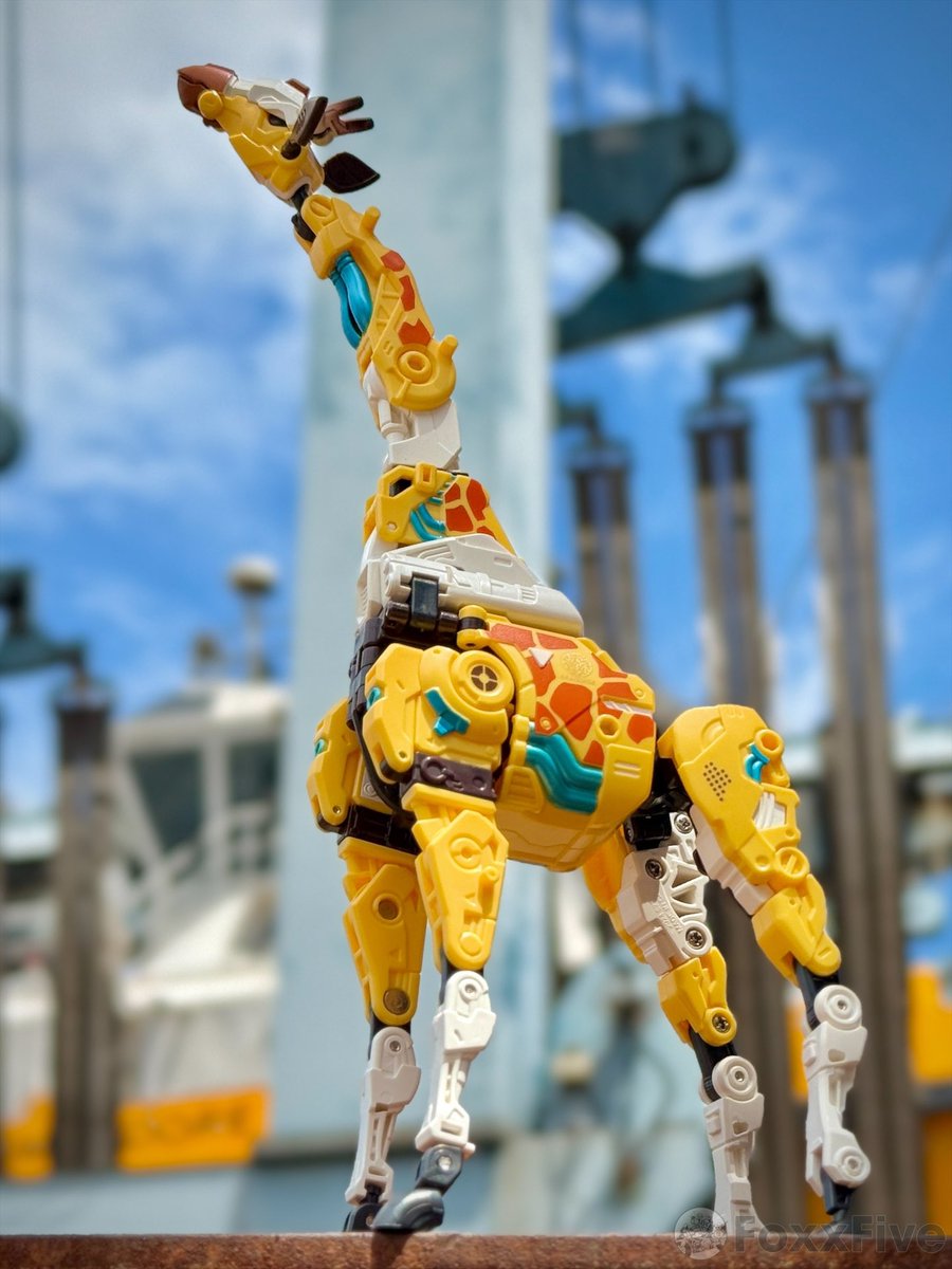 Standing tall @52ToysBeastBox #52toys #beastbox #ビーストボックス