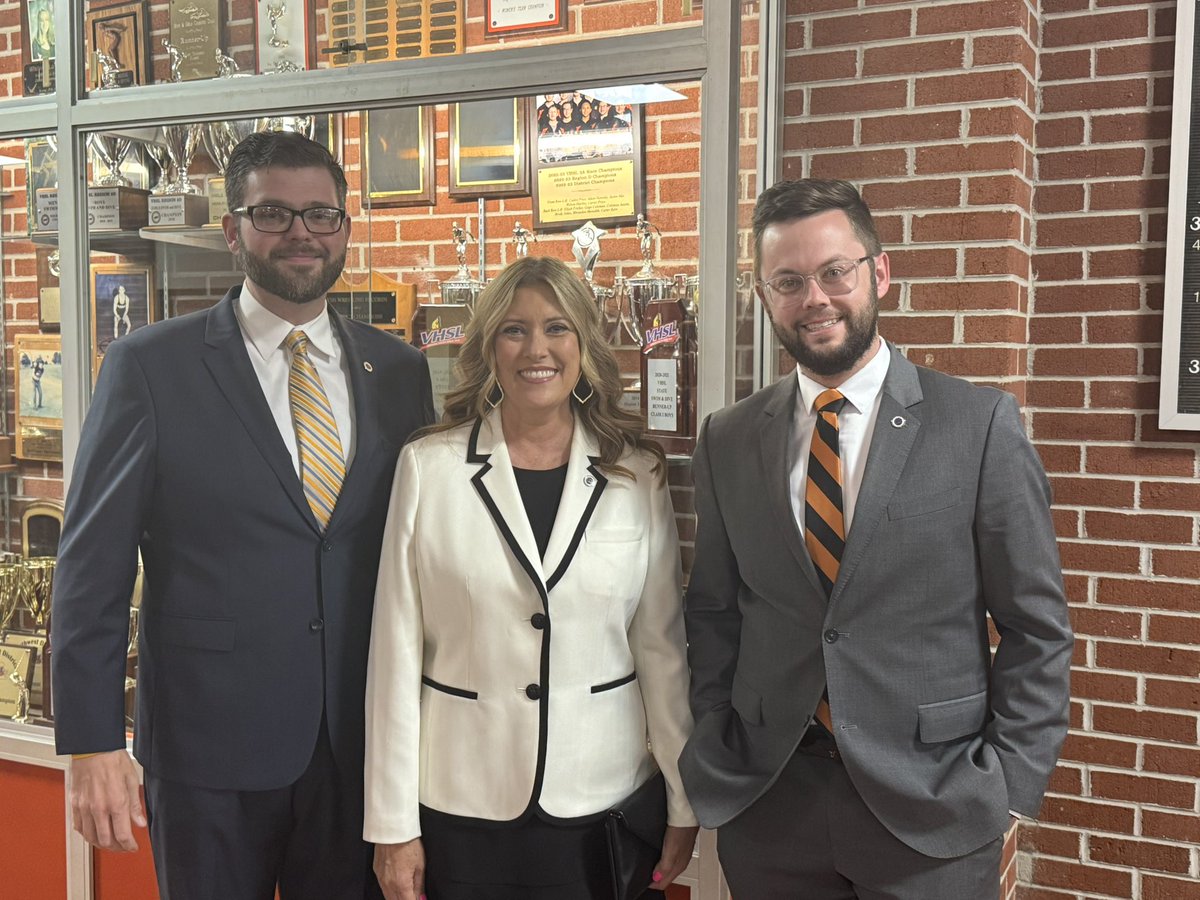 I had a great time at Virginia High School’s graduation with Mayor Nave and Vice Mayor Holmes.