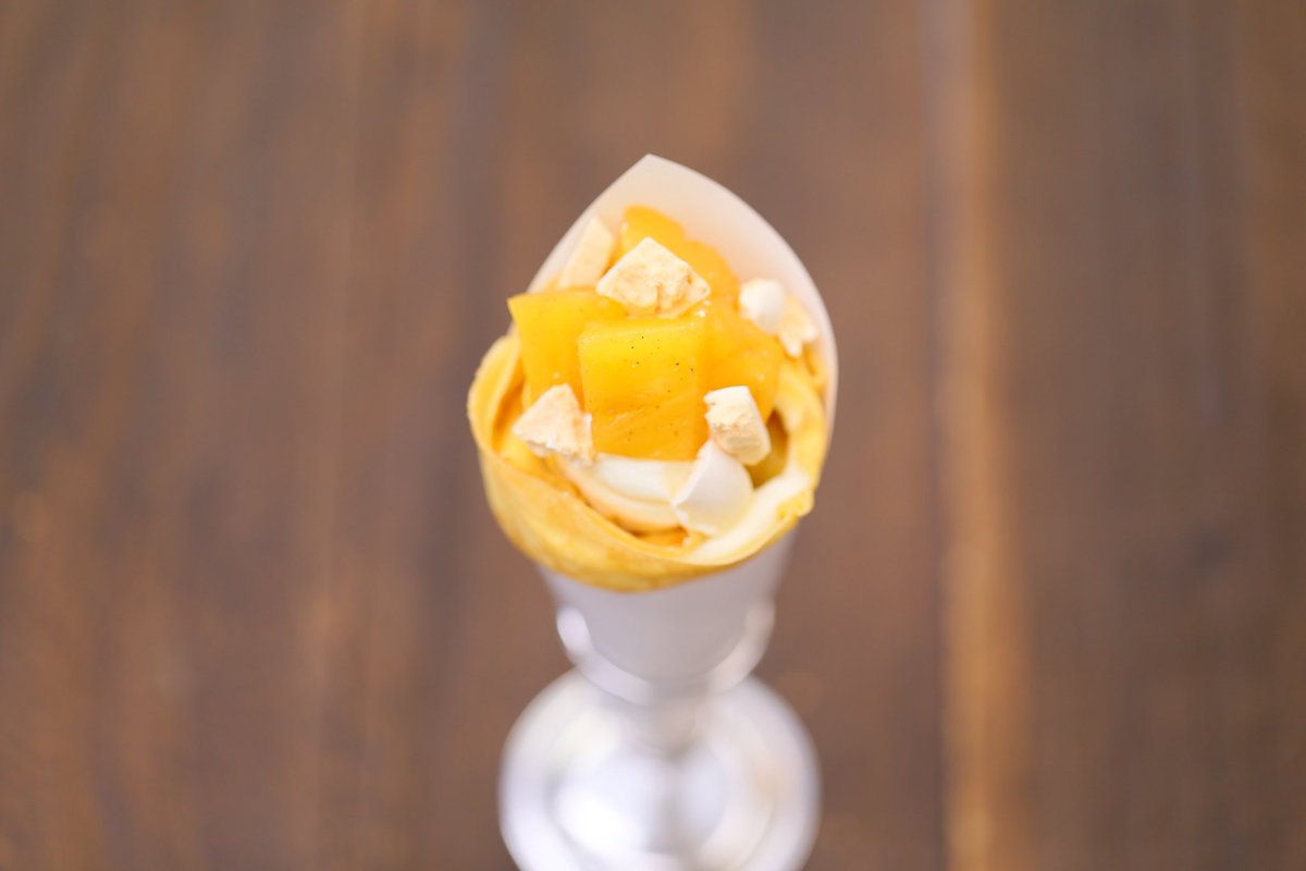 おはようございます😃！
今日明日の5/24(土),25(日)はクレープリーナンポ（クレープの日）ですよー！！！

今回の新作クレープは、台湾パインとレアチーズ🍍🍍🍍

一口食べると南国にいるような気がします笑

ぜひご賞味ください♪

#札幌スイーツ
#札幌パン