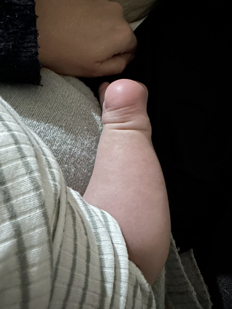 Cómo vas a tener ese pantobillo? Que querés, que me muera de amor?