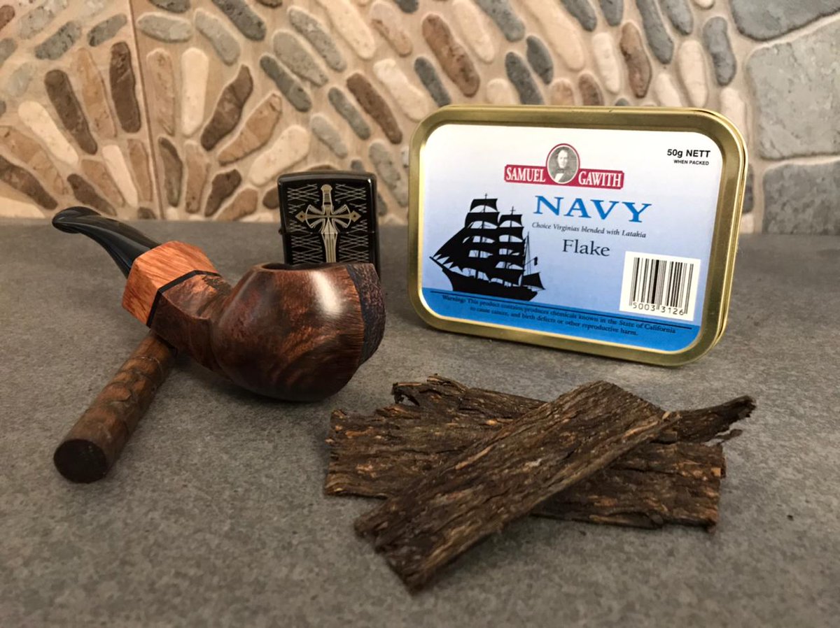 smurfygift's tweet photo. 🎁I can't put into words how much I love this blend.
We all have one we love and wish wouldn't be discontinued, right?
#pipesmokers #artisanpipes #tobaccopipes #pipetobacco #pipecommunity #SamuelGawith #NavyFlake https://t.co/TZjlDB2Ud9