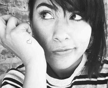 Seguimos visibilizando niños y mujeres desaparecidas:  

Roxana Villalba desapareció el 6/12/2018 en Florencio Varela, provincia de Buenos Aires.

6 años desaparecida😢