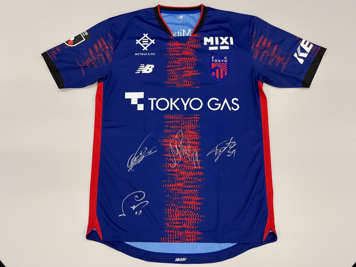 めちゃコミック(めちゃコミ) (@mechacomic) on Twitter photo /
#fctokyo × #めちゃコミック
2025プレゼントキャンペーン第4弾🎁
\
めっちゃ豪華❗選手サイン入リユニフォームを、抽選で12名様にプレゼント😍
今すぐリポストしてね✨
※選手のサインは選べません。
【応募方法】
1️⃣<a href="/mechacomic/">めちゃコミック(めちゃコミ)</a>をフォロー
2️⃣本投稿をリポスト
応募〆:6/7(土) /
#fctokyo × #めちゃコミック
2025プレゼントキャンペーン第4弾🎁
\
めっちゃ豪華❗選手サイン入リユニフォームを、抽選で12名様にプレゼント😍
今すぐリポストしてね✨
※選手のサインは選べません。
【応募方法】
1️⃣<a href="/mechacomic/">めちゃコミック(めちゃコミ)</a>をフォロー
2️⃣本投稿をリポスト
応募〆:6/7(土)