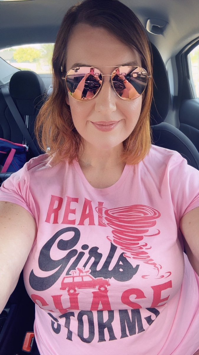 tabithahawk's tweet image. I have been storm chasing the last couple days out on the Great Plains. Storms have been frustrating. They’re either too far away that I can’t get to them in time or I get to them and the tornado dies.

I am heading back to Oklahoma City from Kansas.