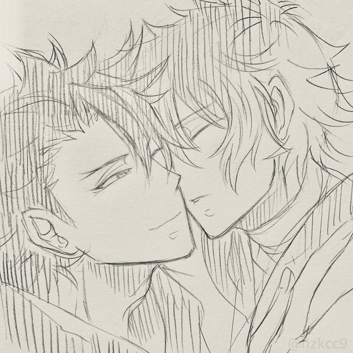 きっすの日延長ですよ
むつひぜよ😘
(全部むかし描いたものです) 