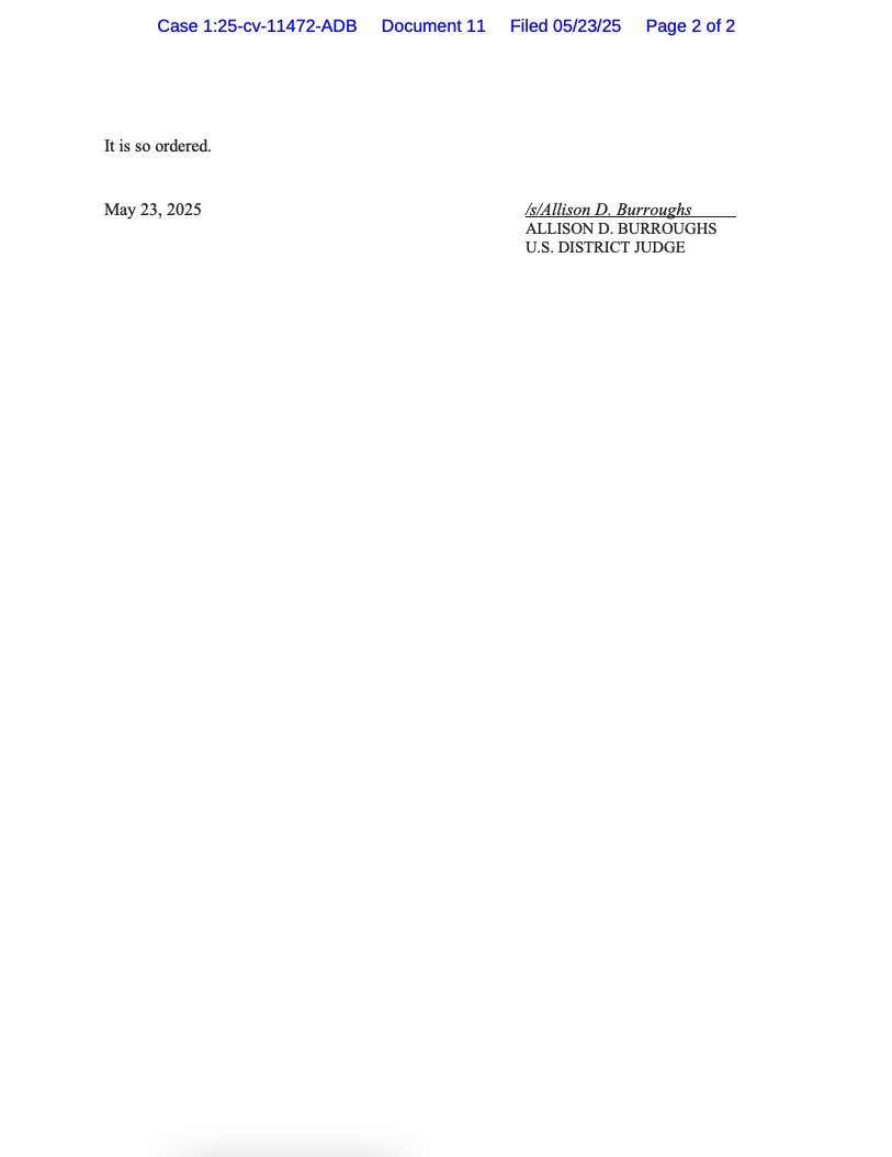 US Federal judge stays  #Trump administration decision to bar foreign student enrolment at Harvard University.

#Harvard