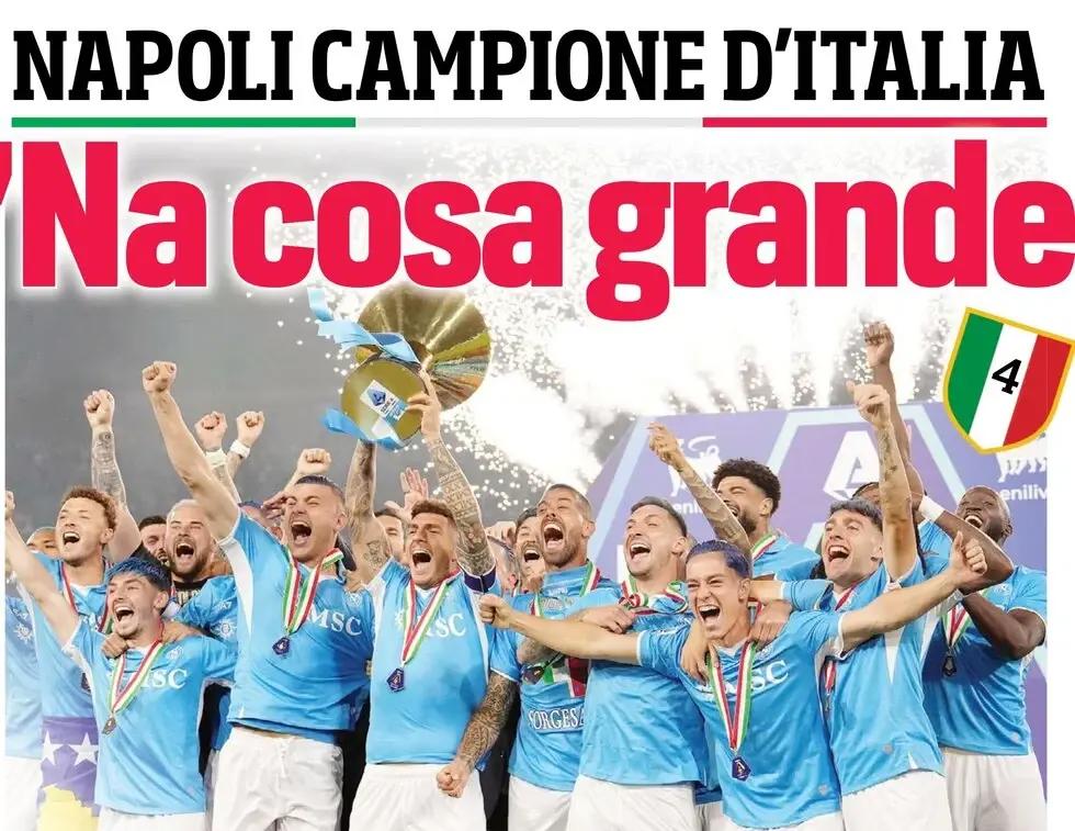 Complimenti al Napoli che, dopo una lotta con l'Inter di 38 giornate, ha vinto il suo 4°scudetto. Bravo ADL che dopo un 10°posto ha puntato forte su Conte, al quale va il merito di aver ottenuto il massimo dai suoi giocatori ai quali vanno i complimenti finali. BRAVI 💙