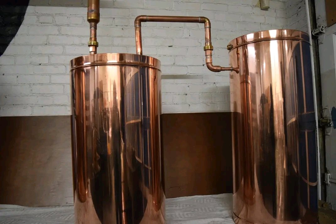 DistilleryNet's tweet image. 100% Satisfaction Guaranteed. Our expert craftsmen take their time to handcraft each piece to ensure the absolute best quality. Call us at 1-603-997-6786 or visit our website thedistillerynetwork.com 
#moonshine #copperstills #distilling #distillers #moonshiners #HomeDistilling