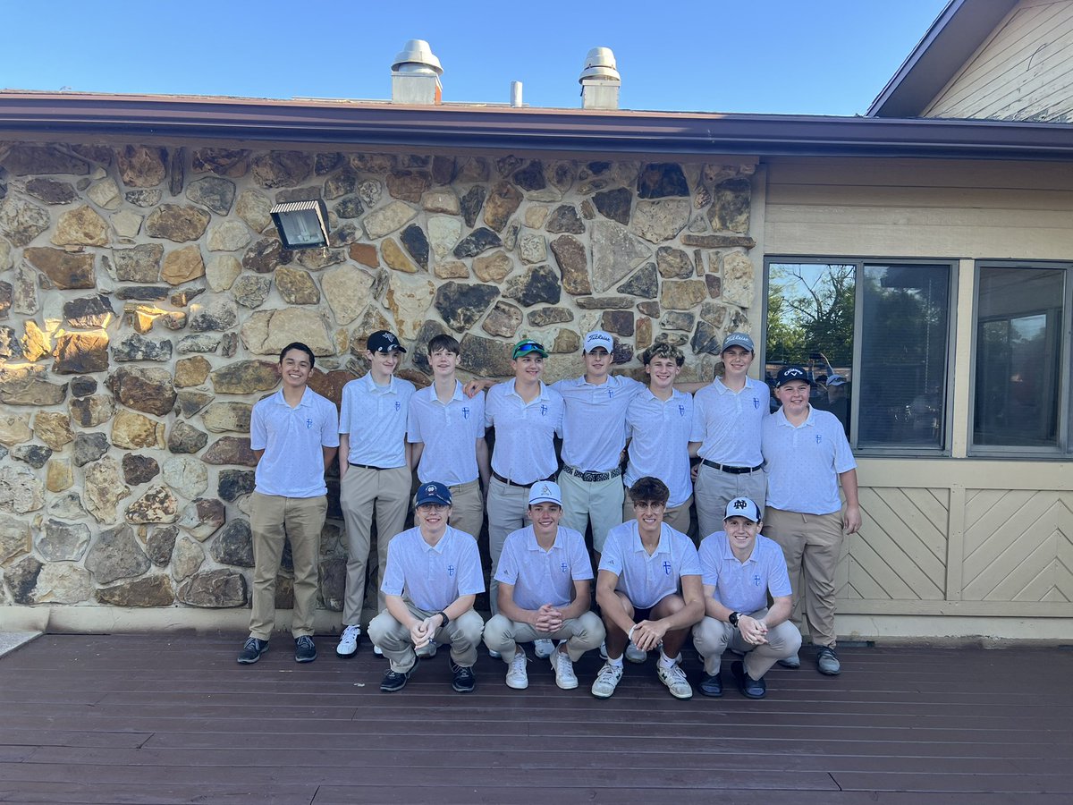 Boys Golf Senior Night!  Tomorrow, they tackle the NIC Tournament. #GoKnights