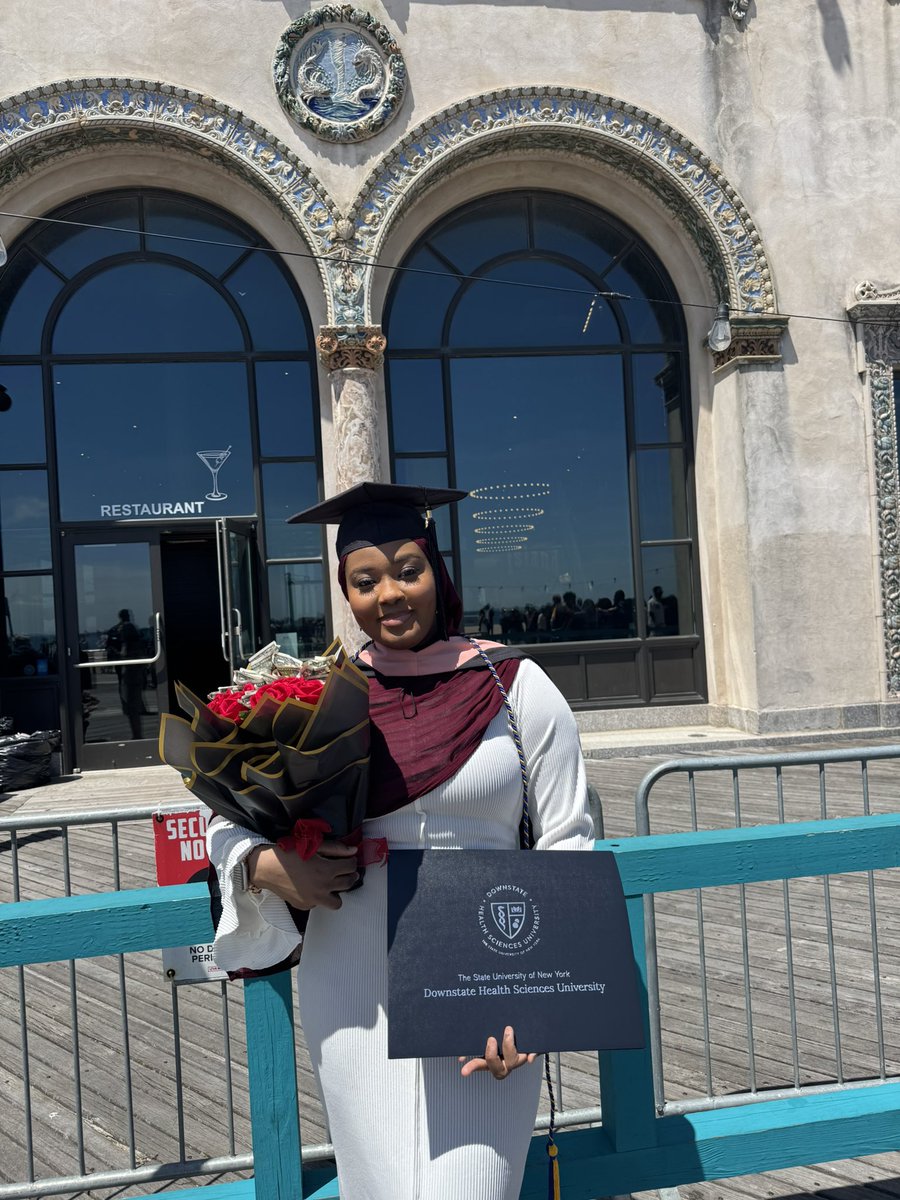 _oizaa's tweet photo. Mastered it🎓 https://t.co/eSJFw7u8P9