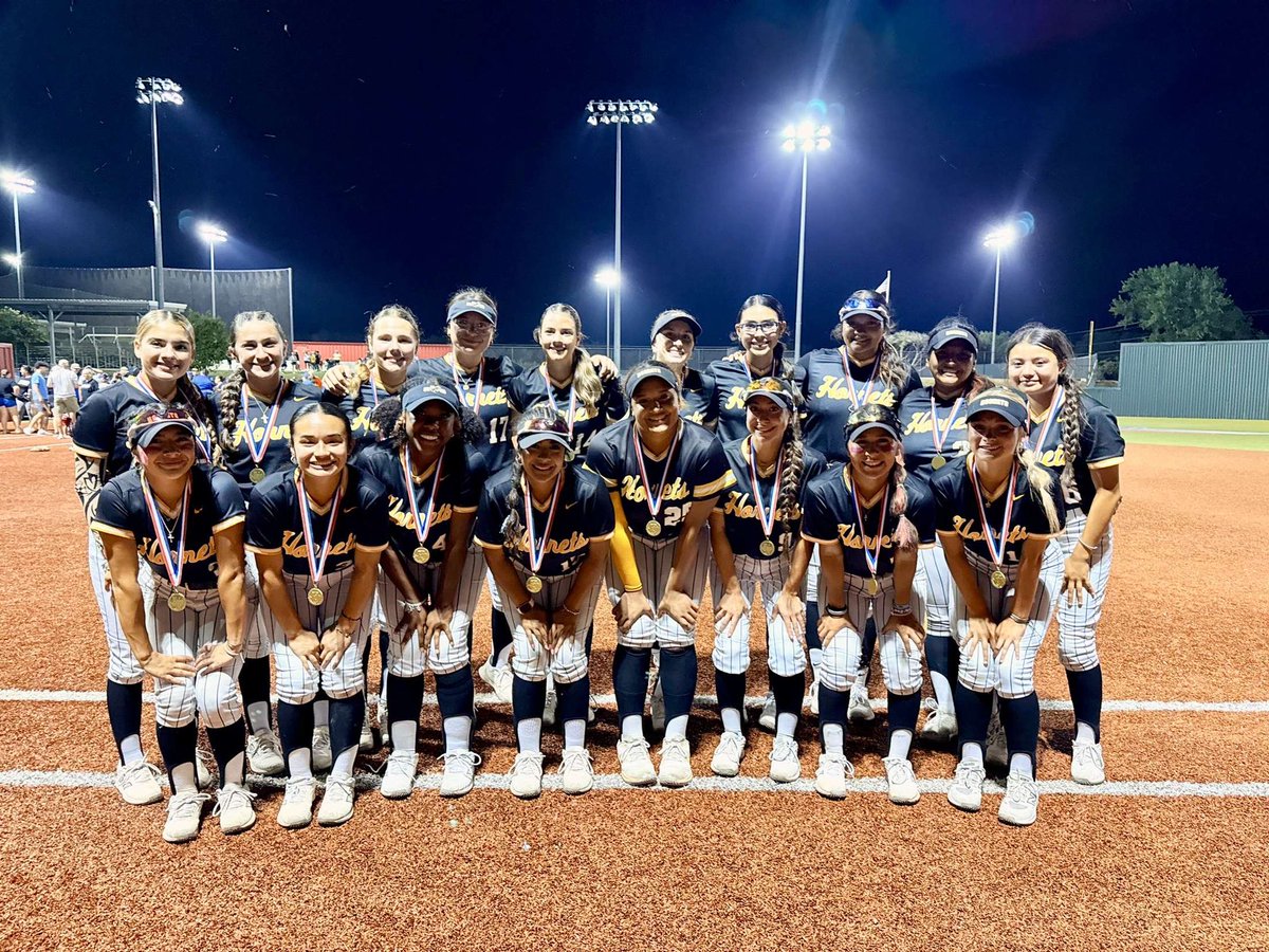ECHS Hornet Athletics (@_ecathletics) on Twitter photo We are so proud of this team and their coaches! It’s been a historic season-State semifinals!! Thanks for the great ride! Thanks to the best fans in the business!!
🔥ECSB🔥
💛🖤🐝🥎
<a href="/ECISDtweets/">East Central ISD</a> <a href="/_ECSoftball/">East Central Softball🥎</a> <a href="/ArriolaSuzette/">Suzette Arriola</a> <a href="/maggiwelham/">Coach Welham</a> We are so proud of this team and their coaches! It’s been a historic season-State semifinals!! Thanks for the great ride! Thanks to the best fans in the business!!
🔥ECSB🔥
💛🖤🐝🥎
<a href="/ECISDtweets/">East Central ISD</a> <a href="/_ECSoftball/">East Central Softball🥎</a> <a href="/ArriolaSuzette/">Suzette Arriola</a> <a href="/maggiwelham/">Coach Welham</a>