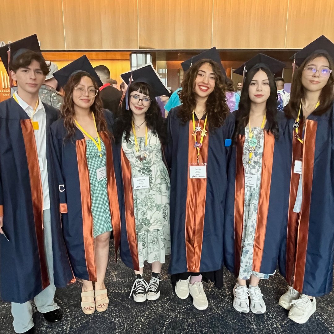 IDODI's tweet photo. 🎓 Tonight, we celebrated our incredible graduates at Global Finals 2025. Your creativity &amp; courage brought you here—now you're DI alumni! 🌟 The world is yours to shape. Once a DI-er, always a DI-er. 

#GlobalFinals2025 #DIGraduates #DestinationImagination #DIAlumni #TiedToDI https://t.co/PprAfhw7R8