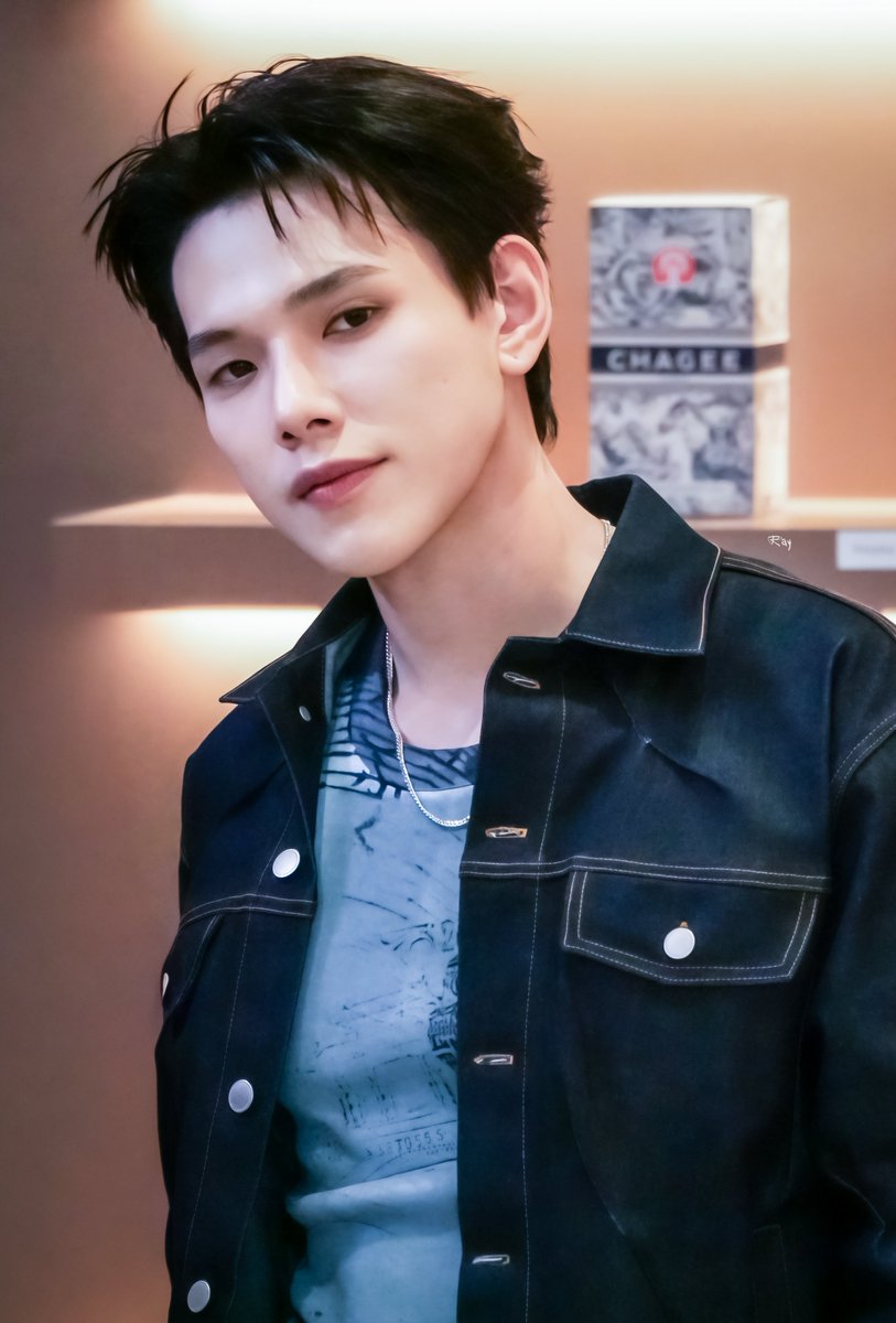 RayDaSinner's tweet photo. ความหล่อของเค้าเลื่องลือ~

#CHAGEExDAOU
#ต้าห์อู๋ #Daou @oueiija 
#raypix https://t.co/lTbMTYqxMe