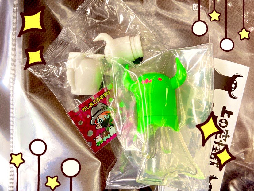 menou968's tweet image. シカフェスに来ました🦵🦵
新色は蛍光グリーンなゴーストっぽいボーちゃん👻
ちっちゃい白色ボーも一緒にお迎え☺️
新しいシール豪華でかわいい…!!🥹🥹神
ちしまさんのブース長蛇の列になってて人気が窺えました!
#上の空怪獣ボー
#シカフェス
#ちしまこうのすけさん