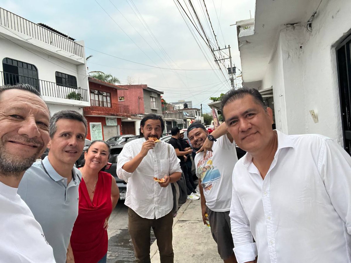 ggutierrezse's tweet photo. @CriptoCuerna @cafeANBER Bitcoin Pizza Day 🍕  @mkt_ernesto @tavbejarano https://t.co/USQyMmh9eX