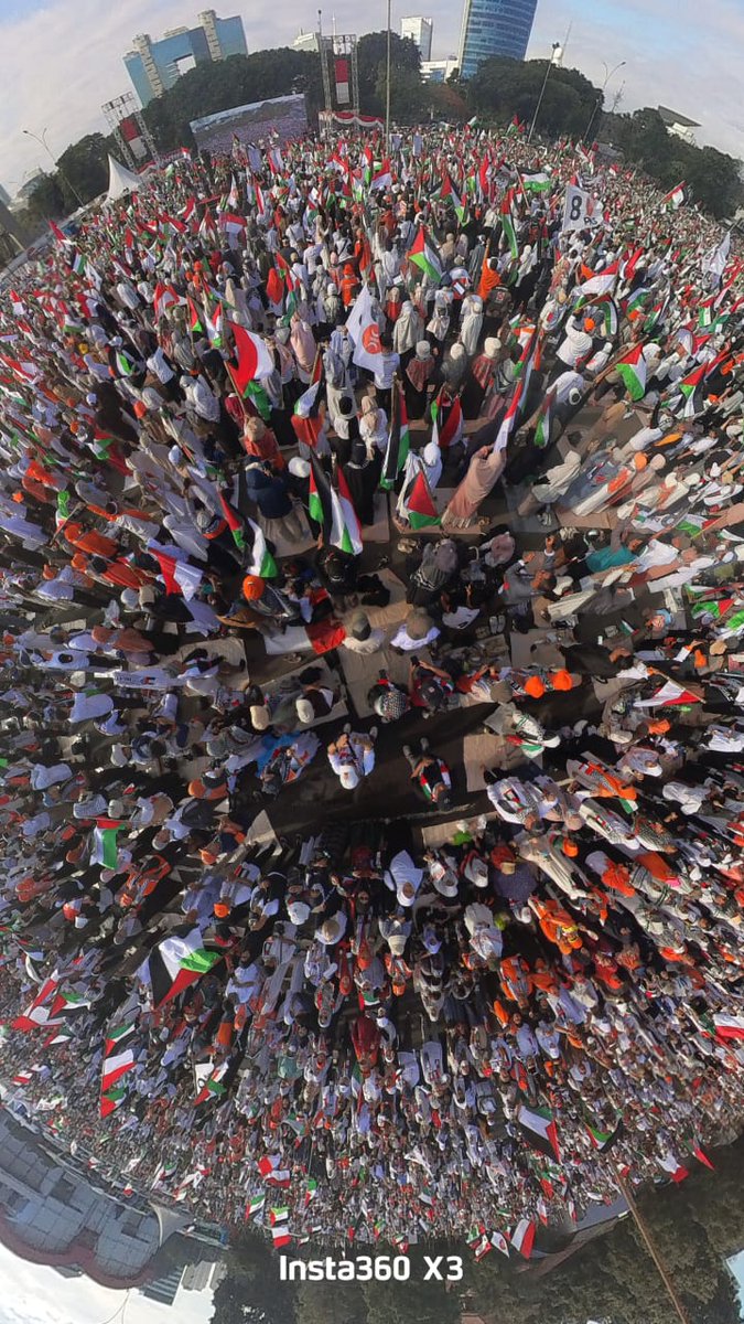 DhanniRahmad's tweet photo. Indonesia bersuara

#HumanityForGaza https://t.co/9zcsKRYt5P