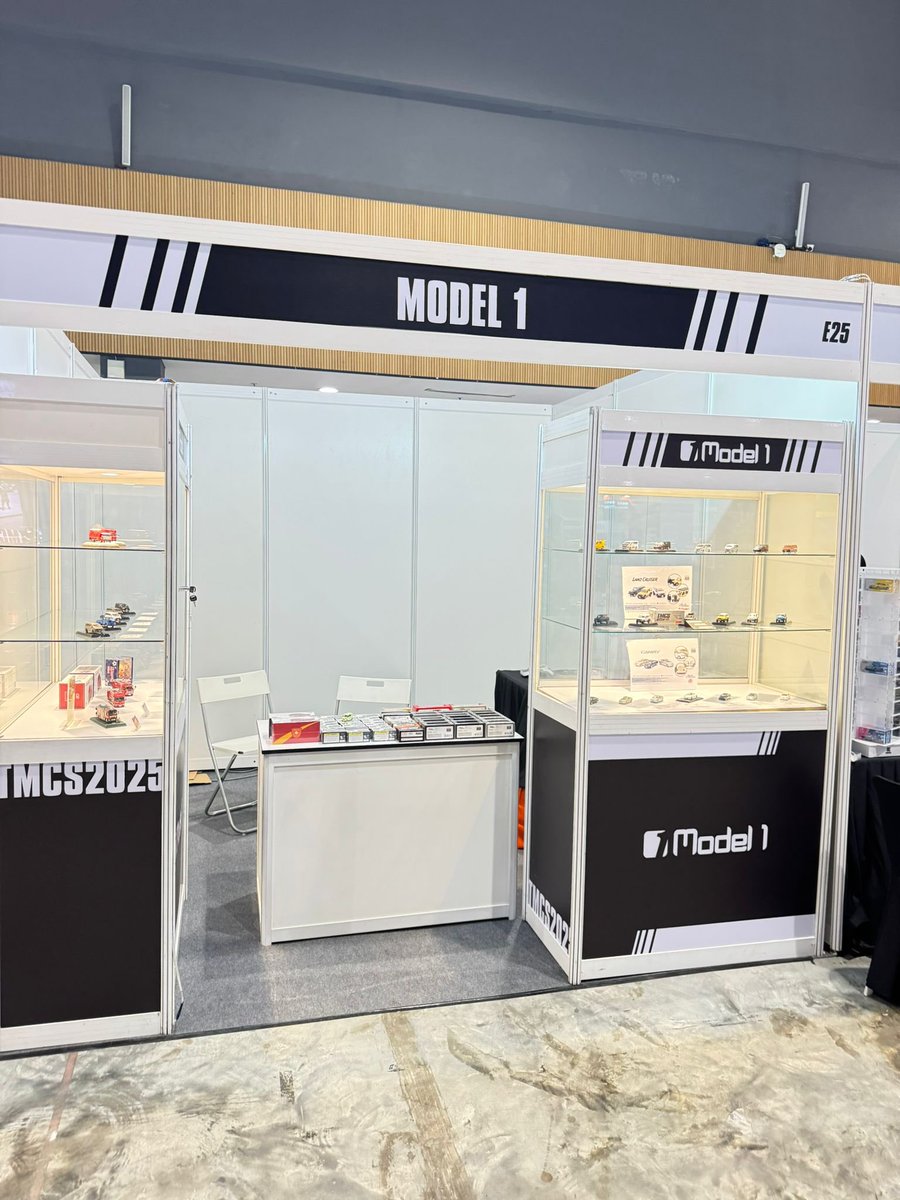Actcarhk's tweet photo. -連兩天歡迎馬來西亞朋友歡迎來到馬來西亞合金車展F25位置購買我們的貨品😊😊
Welcome Malaysian friends to Malaysia Diecast Car Show F25 to buy our products for two consecutive days😊😊
#model1
#actcar
#tmcs
#modelcarshow https://t.co/P21sbfoUCt