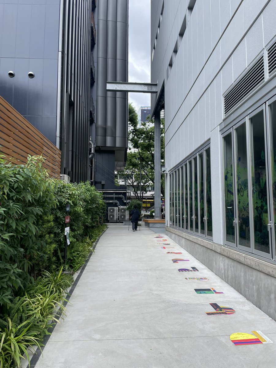 ハラカド裏側のこの梁は何用なんだろう