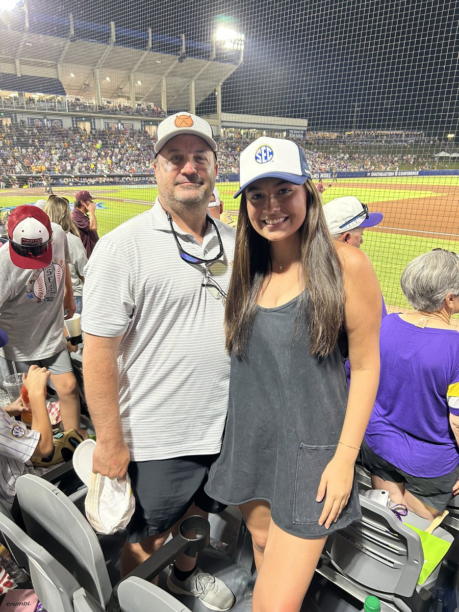 Billyrou's tweet photo. SEC tourney time in Hoover with my girl… https://t.co/CfDALvsvsw