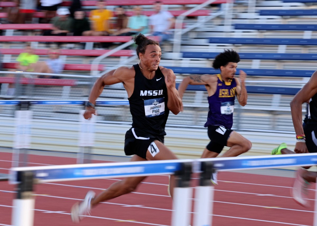 JaDarius Pigg takes 7th place in the men's 110m hurdles with a time of 13.71 seconds qualifying for the finals! He will race again tomorrow at 6:10pm MT. 🦁