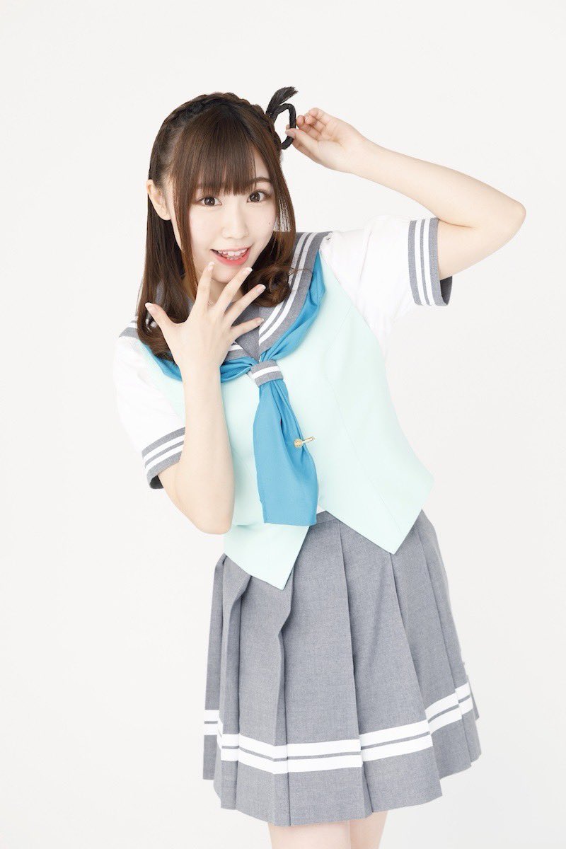 realsoundjp's tweet photo. ** ┈┈┈┈┈┈┈┈┈┈┈┈┈┈**
連載：#Aqours リレーインタビュー
** ┈┈┈┈┈┈┈┈┈┈┈┈┈┈**

💌Vol.2：鈴木愛奈
鞠莉と共に駆け抜けた青春
フィナーレライブでは「泣かない！」宣言
https://t.co/kcIzGYApku

📷写真はこちら
https://t.co/Zhv6jDCzF0

#lovelive #鈴木愛奈 #小原鞠莉 https://t.co/qr69b1t2yz