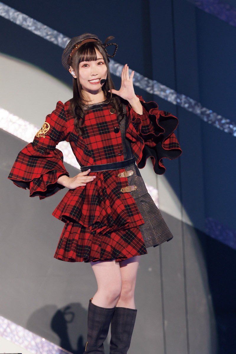 realsoundjp's tweet photo. ** ┈┈┈┈┈┈┈┈┈┈┈┈┈┈**
連載：#Aqours リレーインタビュー
** ┈┈┈┈┈┈┈┈┈┈┈┈┈┈**

💌Vol.2：鈴木愛奈
鞠莉と共に駆け抜けた青春
フィナーレライブでは「泣かない！」宣言
https://t.co/kcIzGYApku

📷写真はこちら
https://t.co/Zhv6jDCzF0

#lovelive #鈴木愛奈 #小原鞠莉 https://t.co/qr69b1t2yz