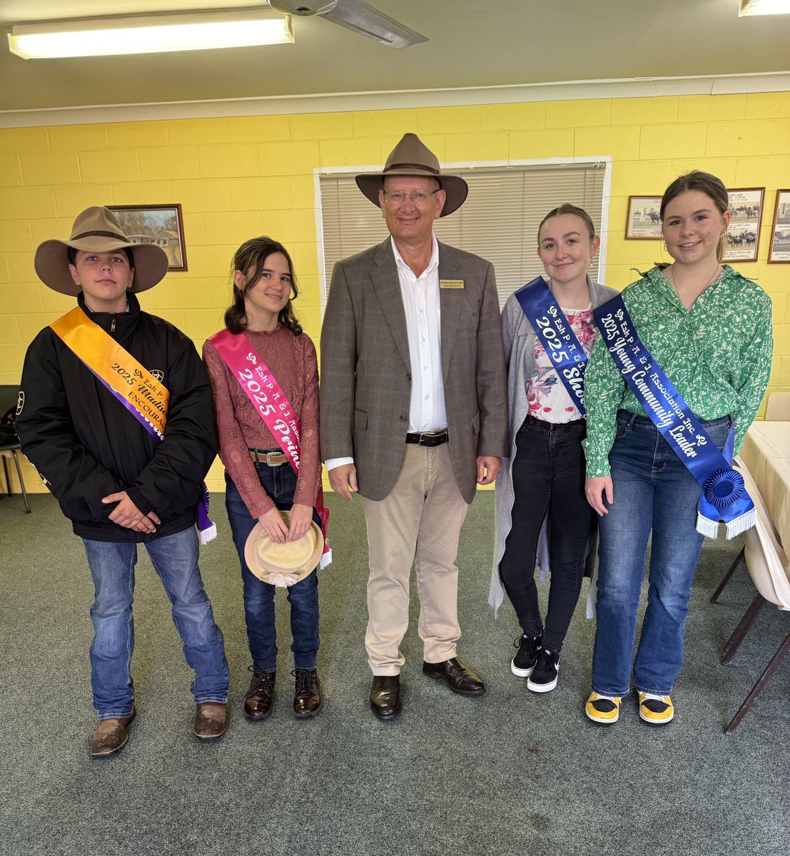 ShayneNeumannMP's tweet image. Terrific to sample some amazing local produce, congratulate some young prizewinners and catch up with locals at the Esk Show.
Today is the the Main Show Day with free rides, trade and food stalls, taste of Somerset, competitions and fireworks - come and check it out!