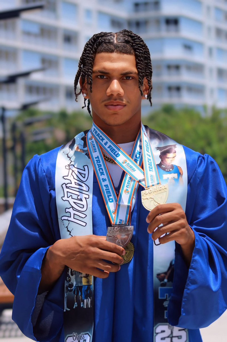 RalphelJr's tweet image. I did It‼️c/o 2025👨🏽‍🎓💪🏾 @TitusvilleHS