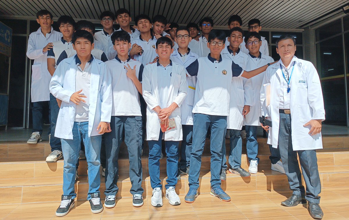 MuseoNKM's tweet photo. Recibimos la visita de estudiantes de 6to se secundaria, del colegio Don Bosco, quienes recorrieron con entusiasmo la Sala de Exhibición del Museo NKM y la Sala de Exposición Fotográfica, mostrando gran interés por aprender sobre plantas, animales invertebrados, vertebrados. https://t.co/sGFivu79hP