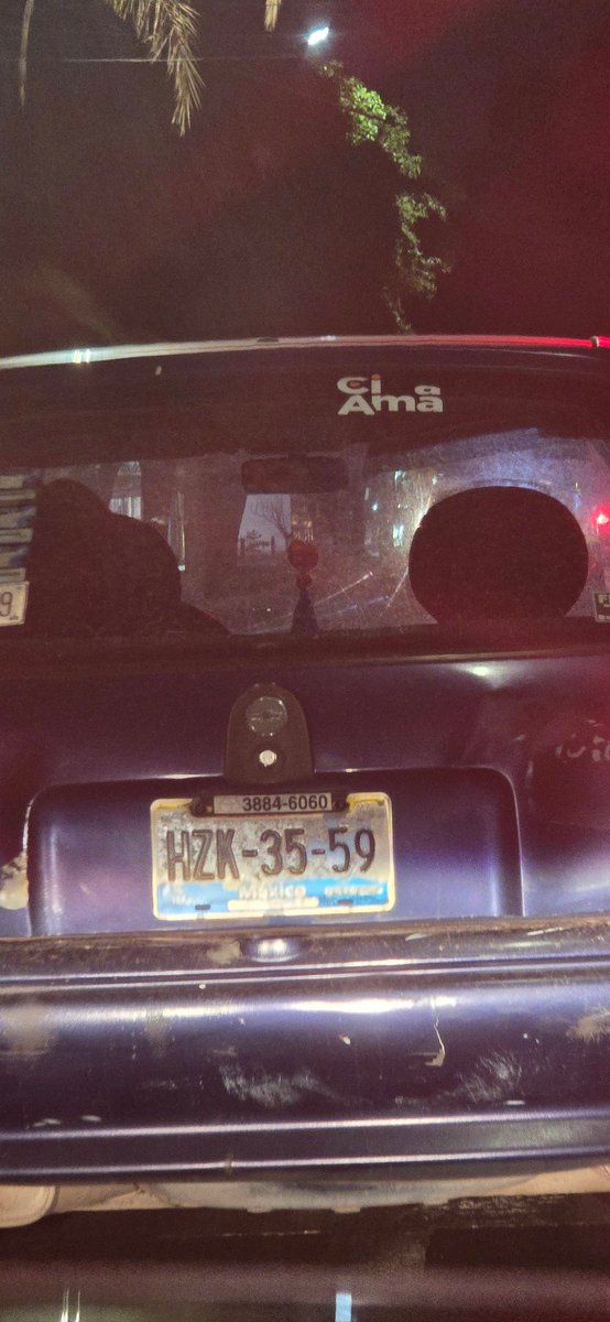 Diego_ledesmaP's tweet photo. Al que iba en una peugeot 2008 por avenida niño obrero y Tepeyac y le pegó un Chevy azul y se dio a la fuga, estas son las placas del chevy.

@Trafico_ZMG https://t.co/UnA7V2HYVG