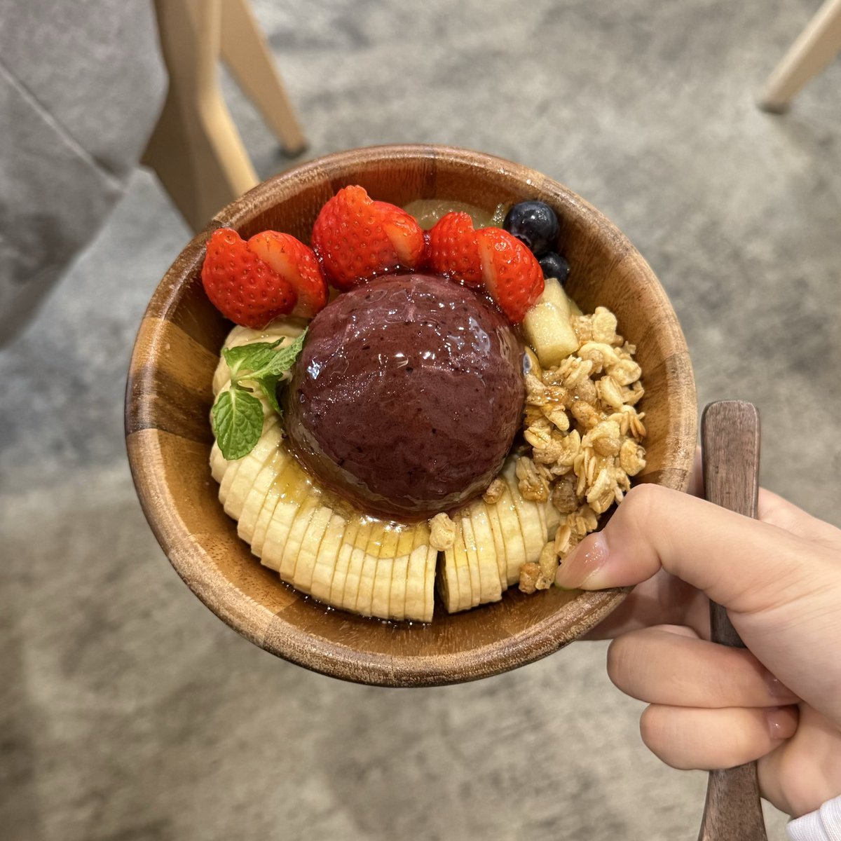 potaru0314's tweet photo. 念願のおまち堂のアサイーボウル🥣 https://t.co/utdBEt4yG7