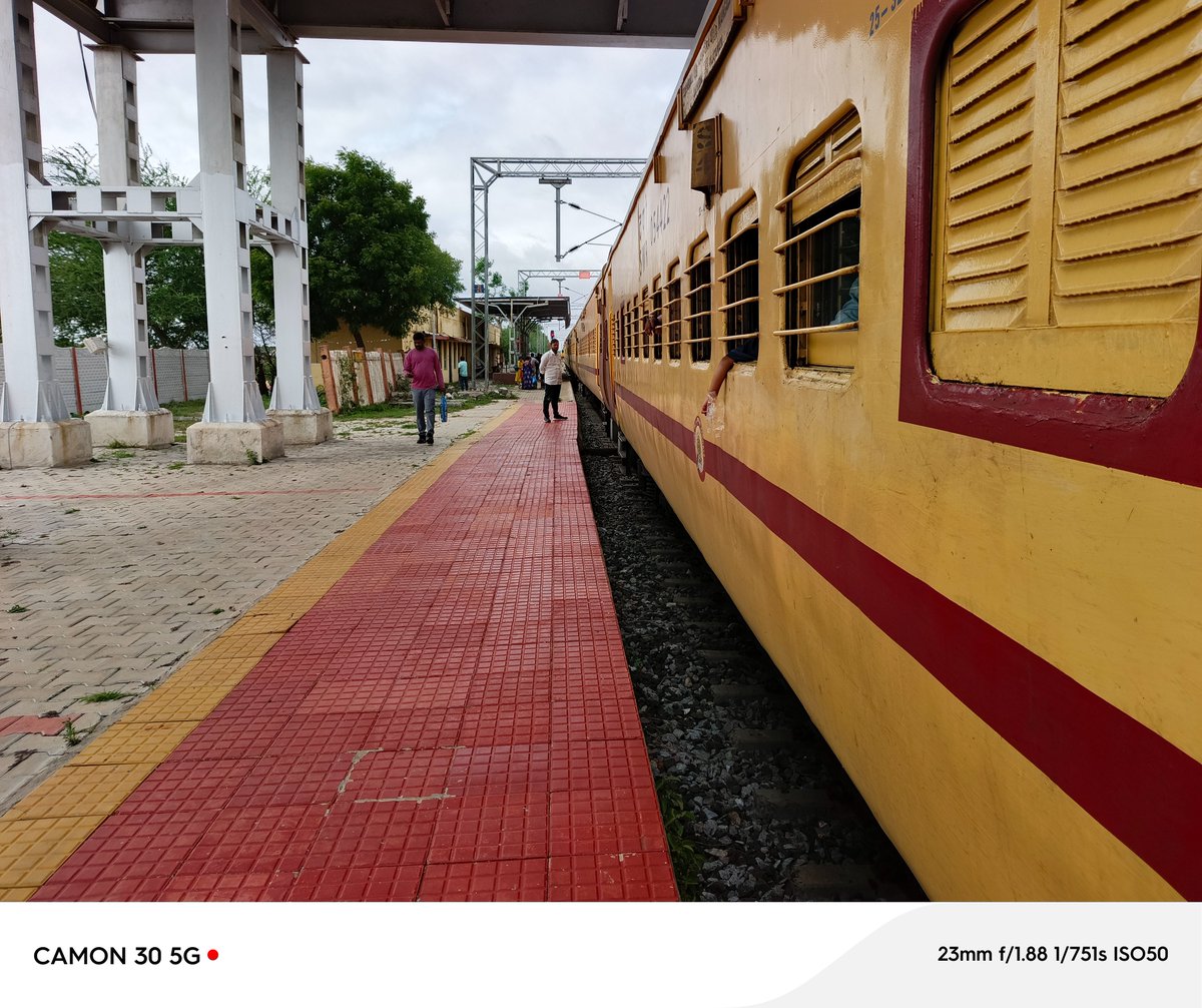 sangamesh menasinaka (@sangameshmtoi) on Twitter photo Why this distance between train and platform at Balaganur station (BLR) under Hubballi division? A six year old boy fell down while beboarding from the train. Fortunately he was picked immediately by passengers. <a href="/RailMinIndia/">Ministry of Railways</a> <a href="/RailwaySeva/">RailwaySeva</a> <a href="/SWRRLY/">South Western Railway</a> <a href="/drmubl/">DRM Hubballi</a> <a href="/BSBommai/">Basavaraj S Bommai</a> Why this distance between train and platform at Balaganur station (BLR) under Hubballi division? A six year old boy fell down while beboarding from the train. Fortunately he was picked immediately by passengers. <a href="/RailMinIndia/">Ministry of Railways</a> <a href="/RailwaySeva/">RailwaySeva</a> <a href="/SWRRLY/">South Western Railway</a> <a href="/drmubl/">DRM Hubballi</a> <a href="/BSBommai/">Basavaraj S Bommai</a>
